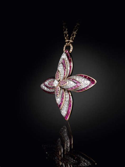 louis vuitton high jewelry flower necklace